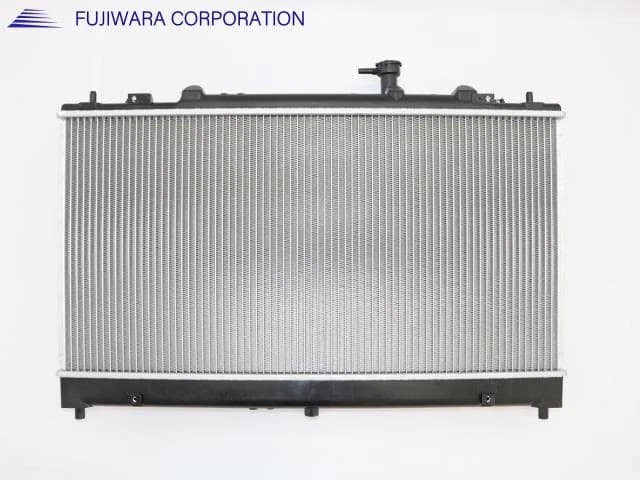 MAZDA Atenza 2002 LA-GY3W Radiator L32715200A [New] [PA117860329] - Image 2 of 2