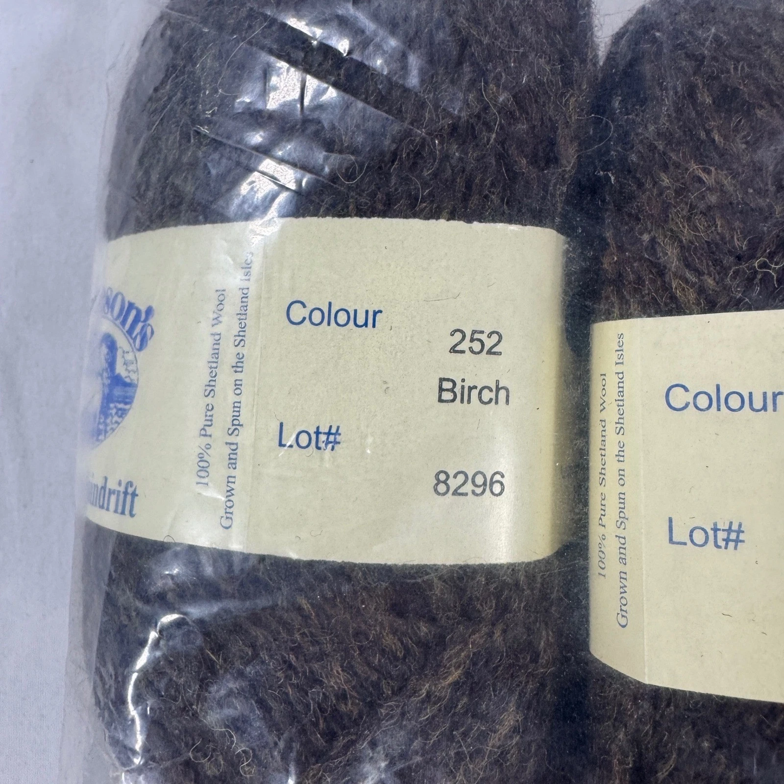 Jamieson's of Shetland Spindrift 100% Wool Yarn 8 Skeins Flax Birch 252 375 - product detail image 2