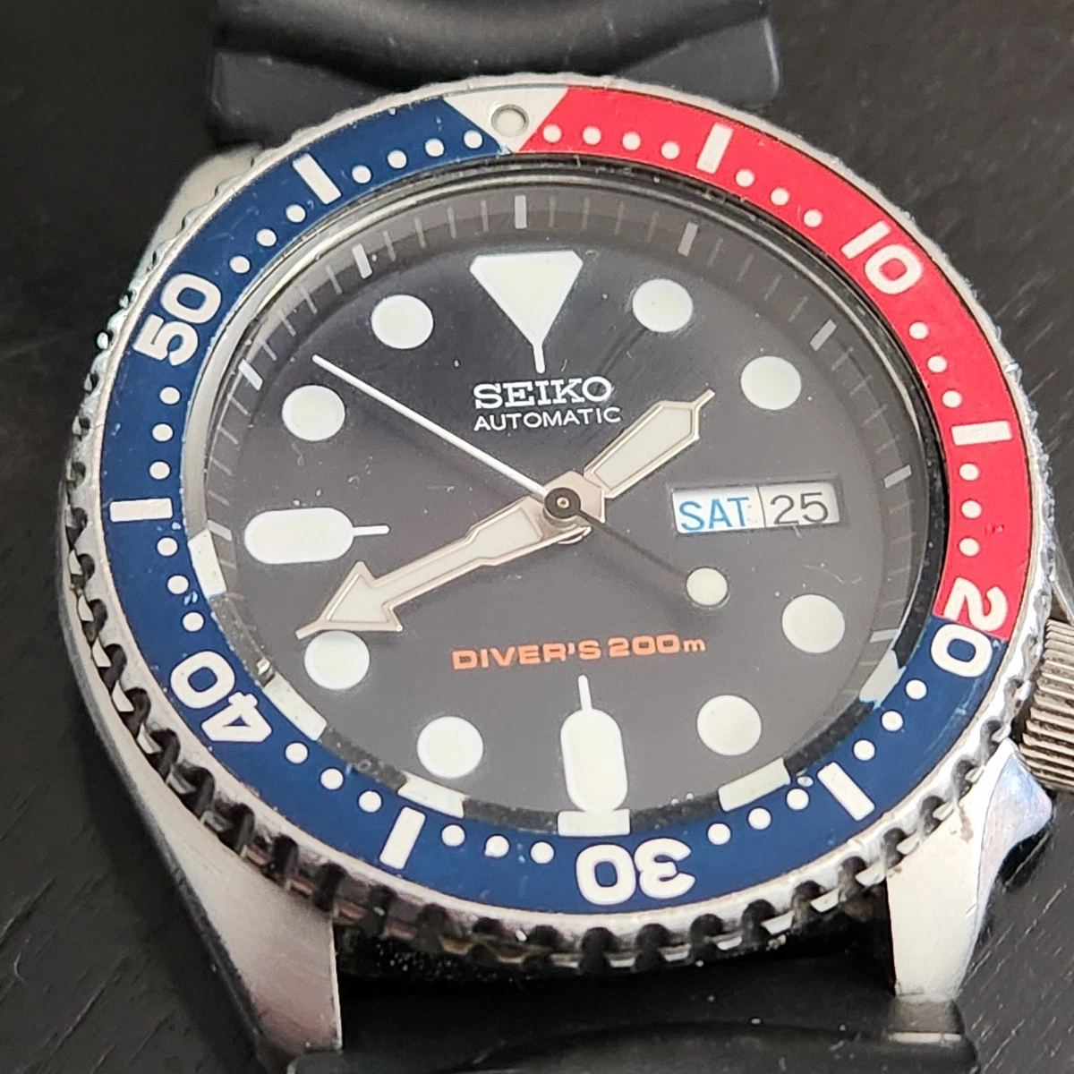 Seiko Diver Analog 200 m (20 ATM) Water Resistance Wristwatches
