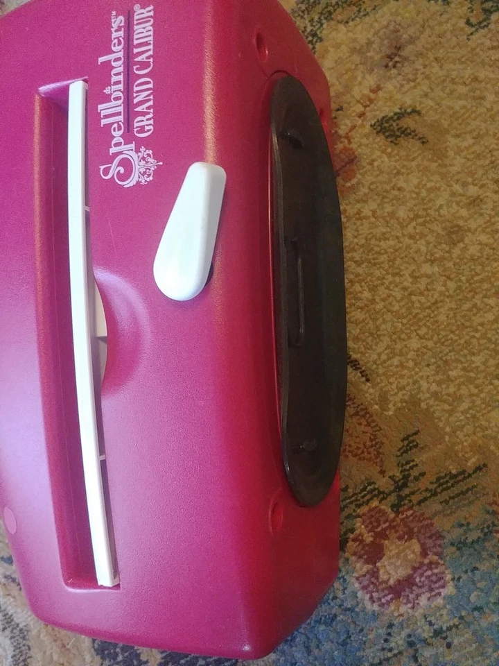 Spellbinders Grand Calibur Die Cutting Embossing Machine Only - Image 2 of 4