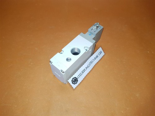 SMC Valvola Elettromagnetica Pneumatica Tipo: VP742R-5YOD1-04FA