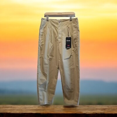 NWT Levis High Rise Loose Tapered Pleated Tan Khaki Pants Size 32 X 30 No Belt