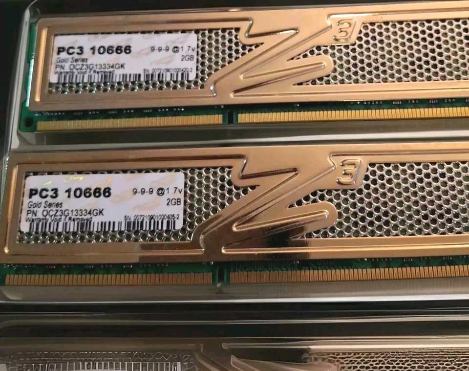OCZ Gold Series DDR3 PC3 10666 2GB RAM Memory Module 4 Gb Kit OCZ3G13334GK - Image 3 of 4