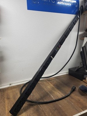   APC Schneider Electric AP8441 Rack Pdu 200/208V 30A 0U 21Xc13 And 3Xc19  