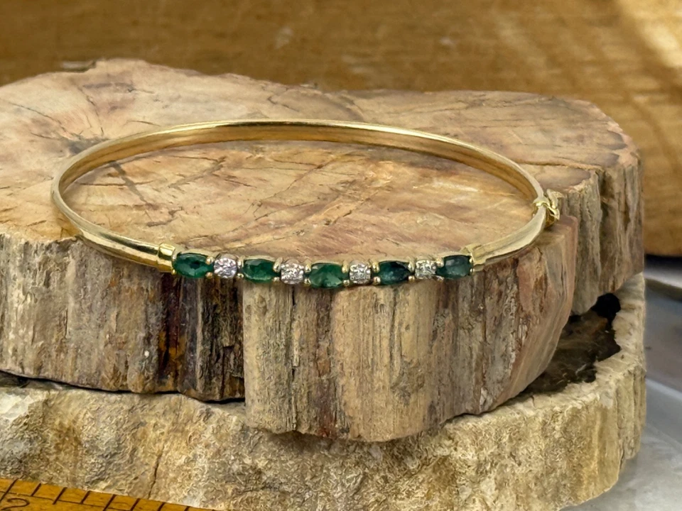 Brazalete brazalete de turmalina verde de oro amarillo macizo de 10 k con bisagras de diamante - 2498,25 Foto 3 de 4
