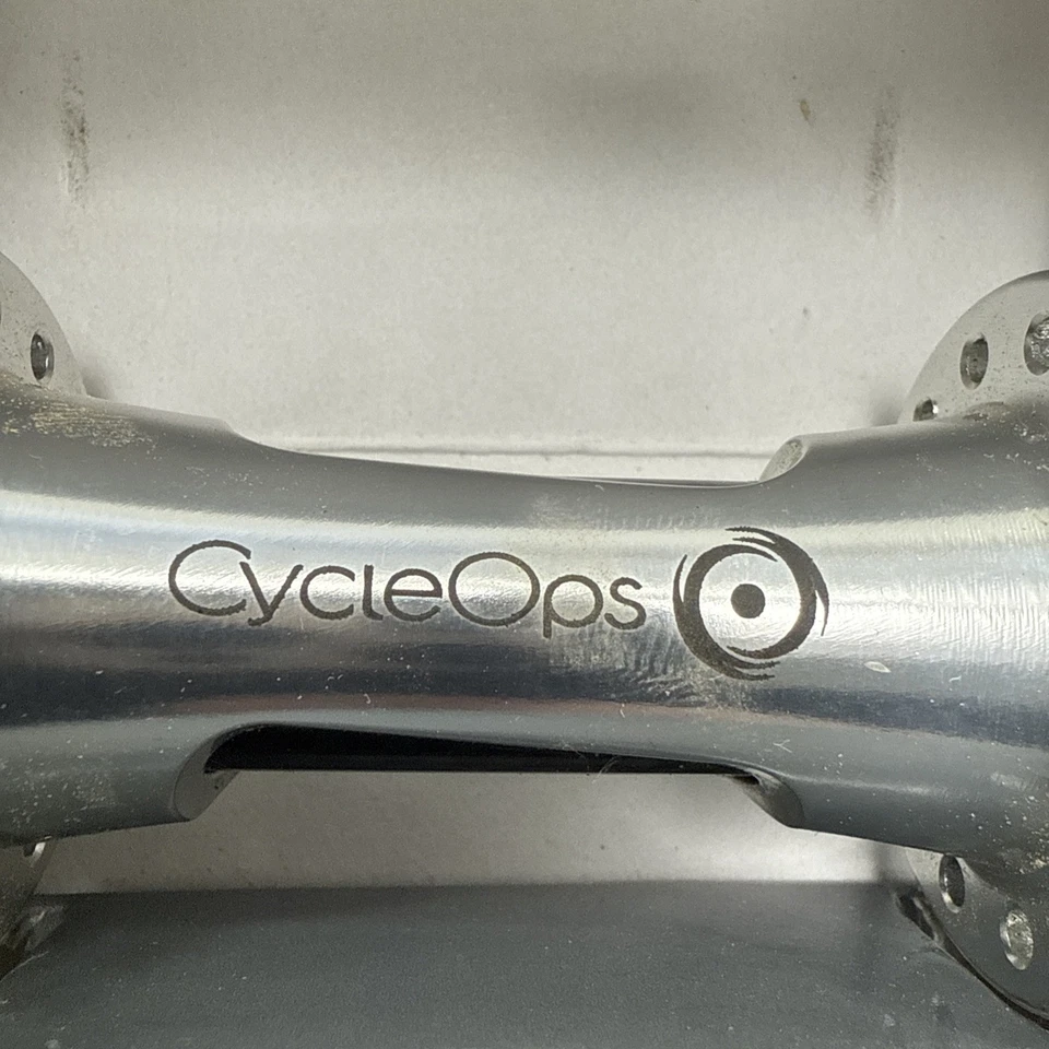 CycleOps Carbon Aluminum Front Hub NOS/NIB 28 Hole 100mm QR 125g - Image 2 of 4