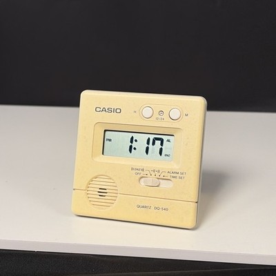 Casio Reisewecker Quartz DQ-540 Japan Sammlerstück Vintage Funktioniert R/30B
