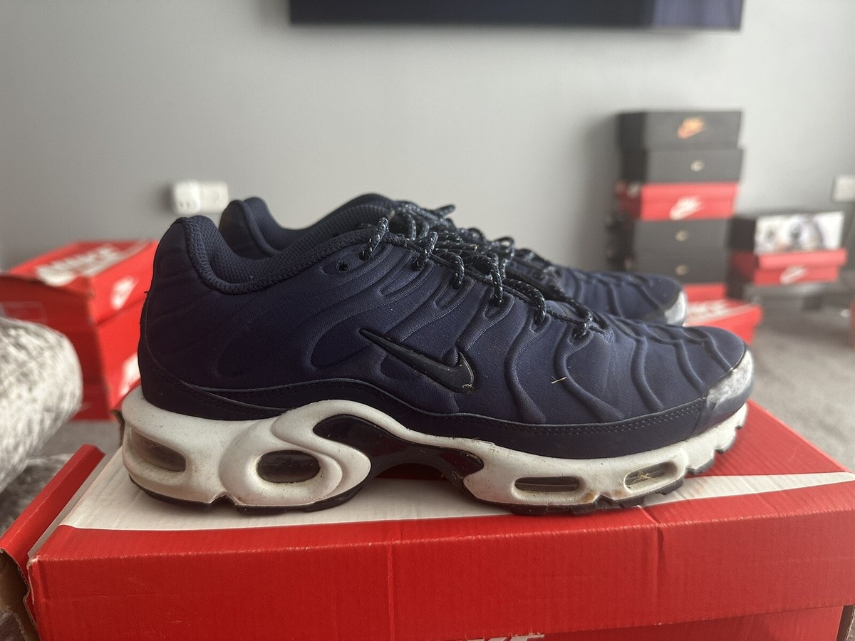 nike tn navy