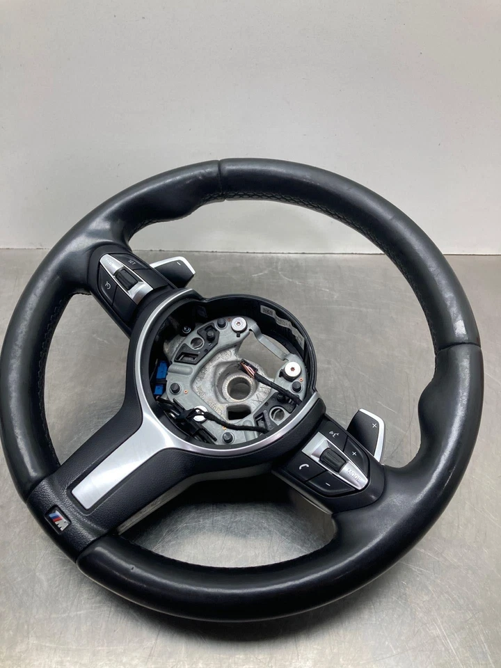 BMW 650i 2014 volante OEM negro térmico 32337846021 2014-2015 Foto 2 de 4