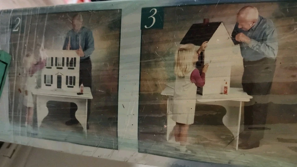 Real Good Toys QuickBuild Clásico Colonial Madera Casa de Muñecas Kit Casa de Muñecas Nuevo de Lote Antiguo Foto 3 de 4