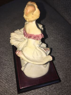 Serie Valentino By Miriam Lady Mother Child Resin Figurine 6 In