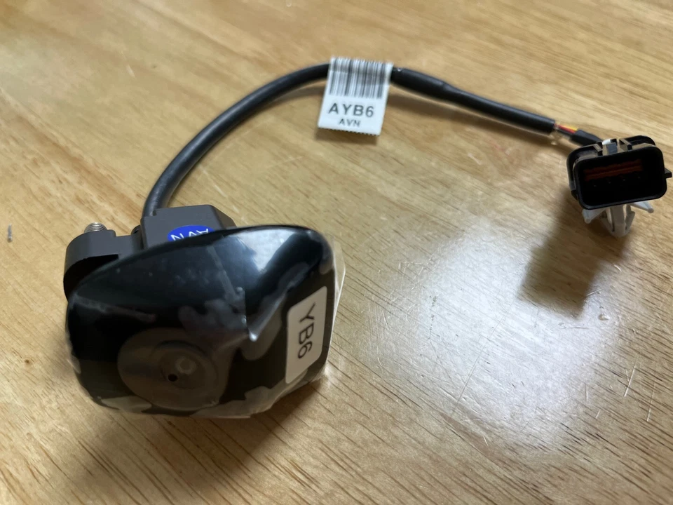 Cámara de visión trasera negra OEM 95760-2M000YB6 para Hyundai Genesis cupé 2013~16 Foto 3 de 4