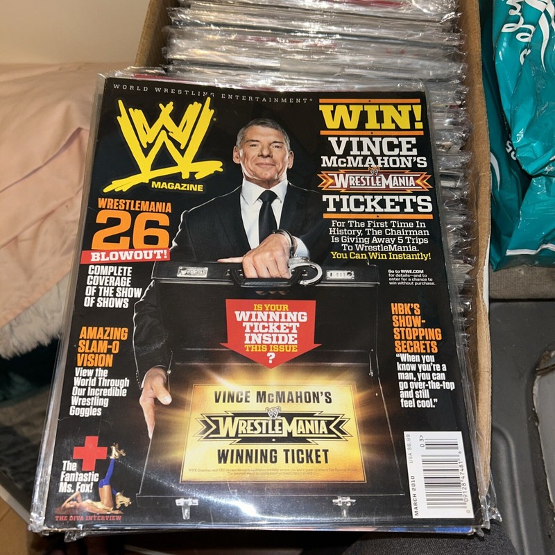 WWE MAGAZINE March 2010 VINCE McMAHON Cover