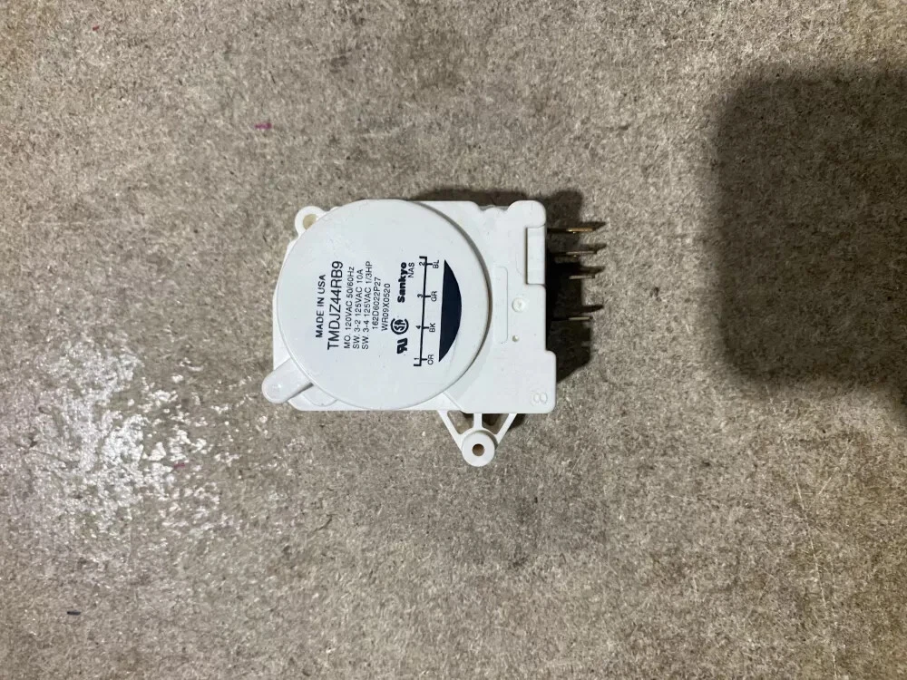 Kenmore Hotpoint AP2061721 Refrigerator Defrost Timer AZ74038 | BK1383