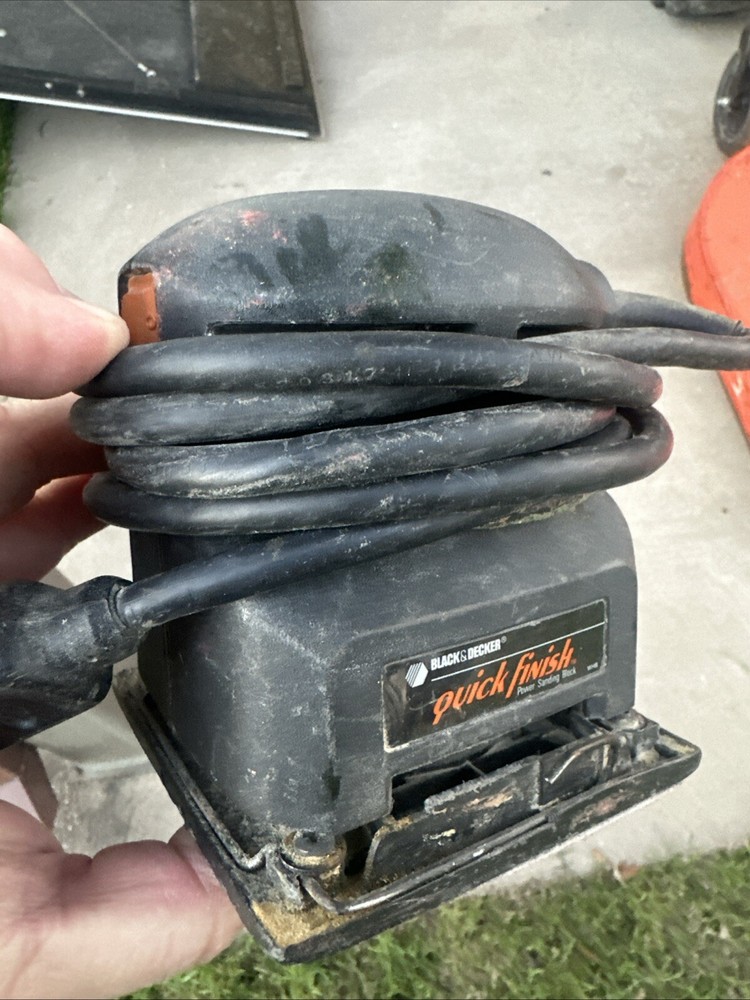 Black & Decker 1/4 Sheet Palm Grip Quick Finish Sander No. 7441 Made In USA
