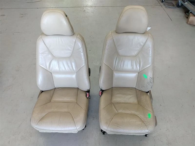 Volvo XC70 V70 Leather Front Bucket Seat Set Fits 2001 2002 2003 2004 - Image 2 of 4