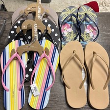 New Old Navy lot of 5 Women's Flip Flops Sandals Black White Polka Stripe