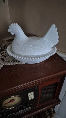 Indiana Glass White Milk Glass Hen On A Nest Covered Dish Beaded Vintage 7"