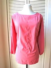 Chico's Size 2 Round Neck Blouson Top Coral Silk Look Front Pocket 100% Polyestr