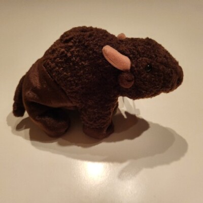 Ty Retired Roam the Buffalo Beanie Baby 1998. New With Tag