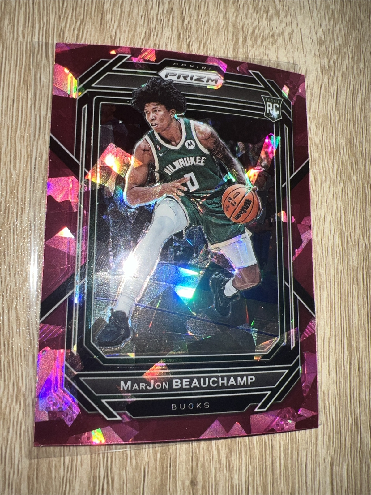 MarJon Beauchamp 2022-23 Panini Prizm #268 Pink Cracked Ice Bucks RC HOT