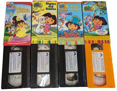 やあ、こんにちは　トンパーシスターズ　ディズニー　WDCC　箱入り　ヴィンテージ 4x Dora The Explorer VHS Lot: Fairytale, Pirate Adventure, Swing