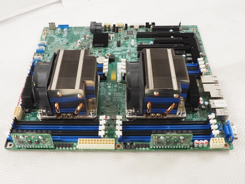 Intel H12882-260 S2600CW Server Board w/ 2 x Heatsinks - Picture 6 of 7