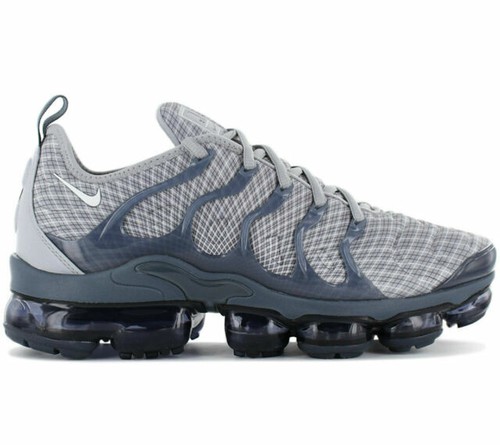 wolf gray vapormax plus