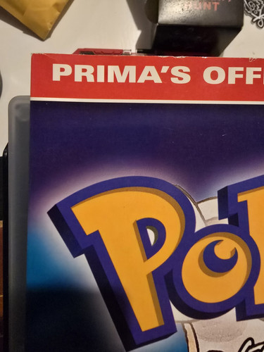 MINTY! RARE! Pokemon Blue Prima Official Strategy Guide Book Covers Red & Blue - Picture 9 of 12