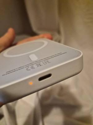 Apple MagSafe Battery Pack A2384 Portable Magnetic Wireless