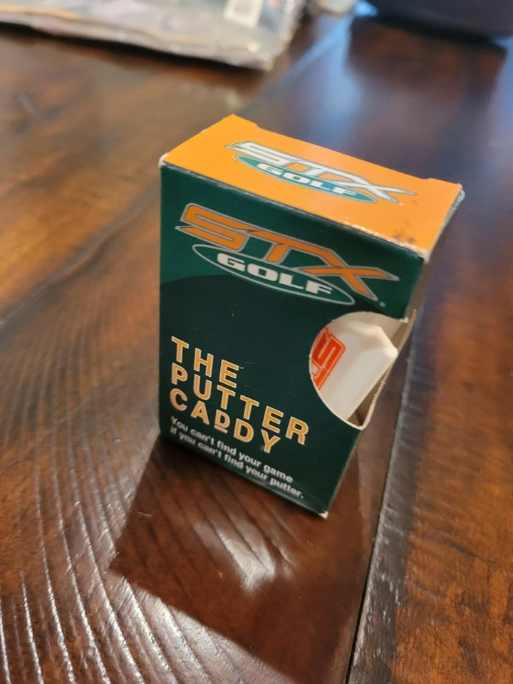 The Putter Caddy Golf bag accessory - Image 3 of 3