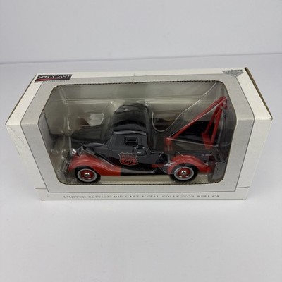 SPECCAST Diecast  PHILLIPS RT 66 1937 Ford Tow Wrecker Truck 1:24 black orange