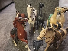 Lot of 7 Vintage Heartland Horses