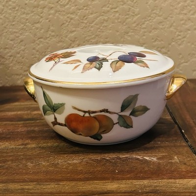 Vintage Royal Worcester Evesham Gold Covered Dish   England, Shape 23 - Size 5