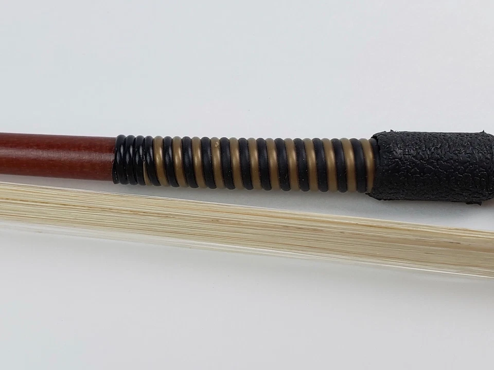 P&H London Fiberglass Violin Bow Horse Hair Size 1/16 New open Package - Image 3 of 4