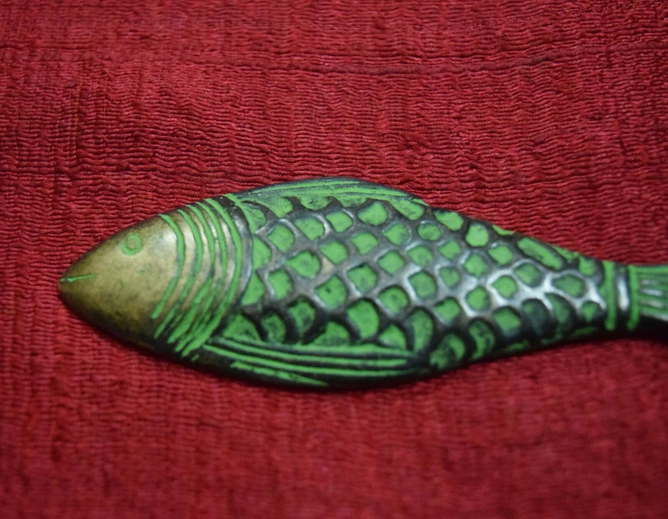 Set of 02 Pieces Nautical Fish Shape Soda Opener Brass Table Decor Furnish VR9R - Image 3 of 4