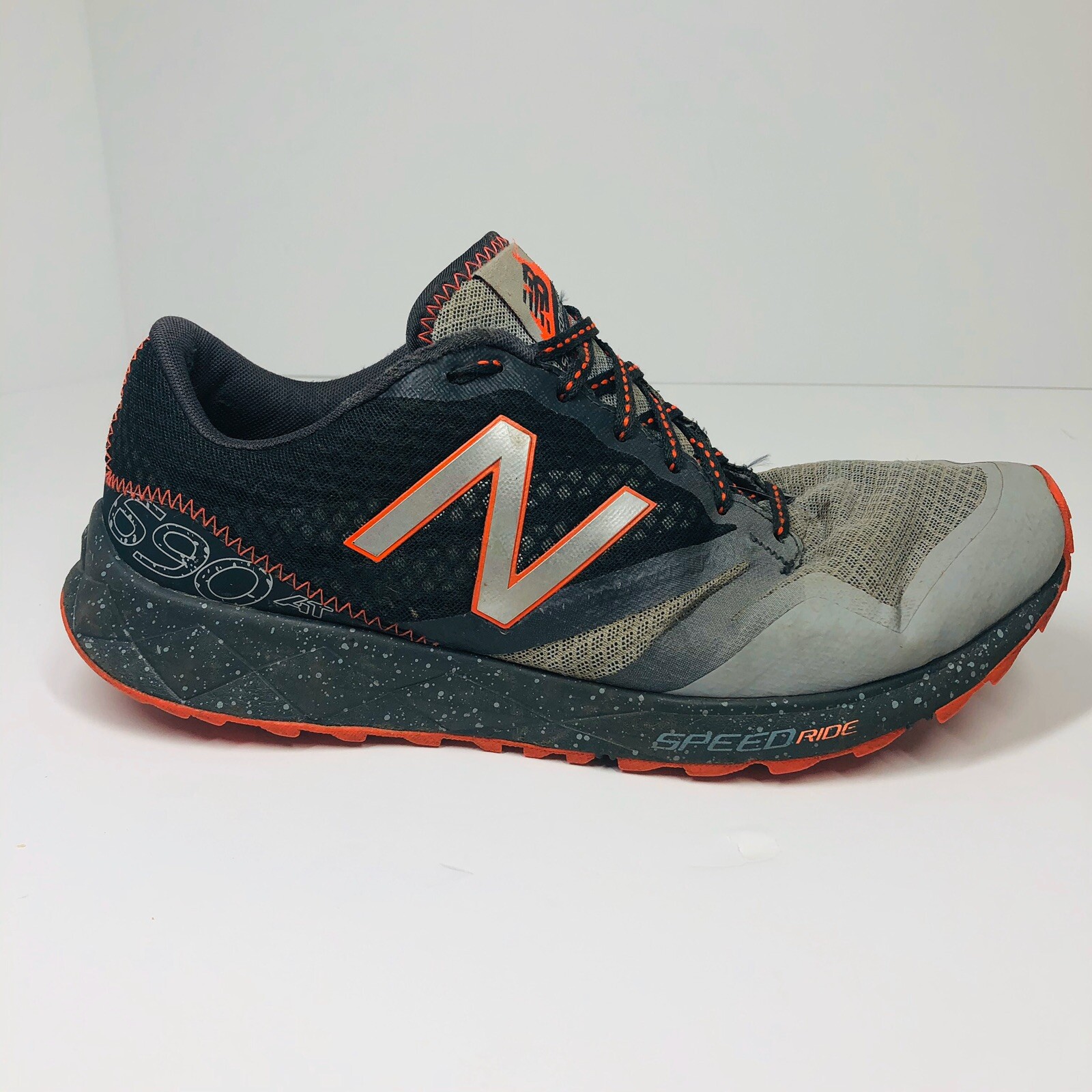 new balance model 690