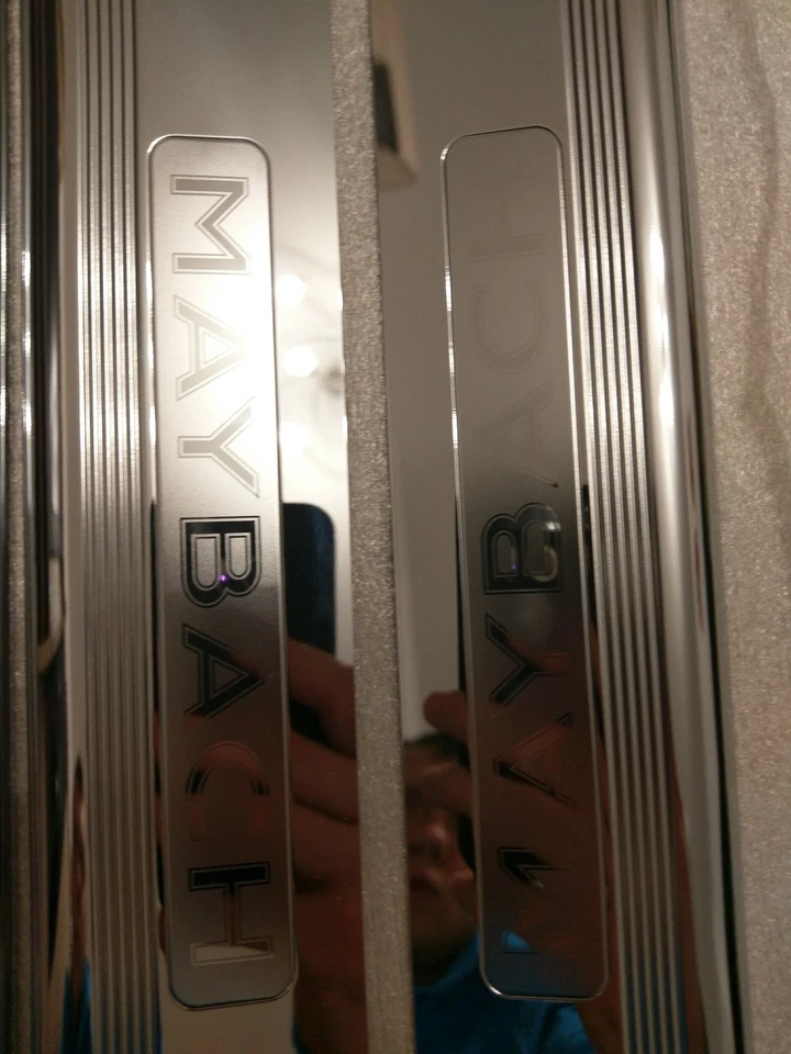 Maybach / Listón de entrada trasero, delantero, izquierdo, derecho / Maybach 57 A2406800935  - Imagen 2 de 4