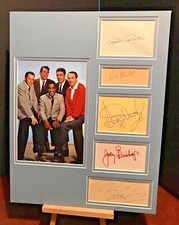 THE RAT PACK Frank Sinatra Genuine Authentic Vintage Signed 18x14 Display CAv