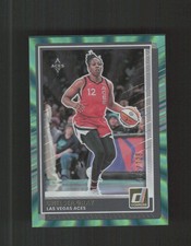 2025 Donruss WNBA #38 Chelsea Gray Teal Laser #/125