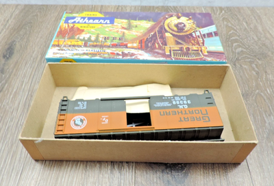 #ad #ad Athearn Collectors Corner Great Northern Green amp; Orange 40#x27; Box Car $15.00