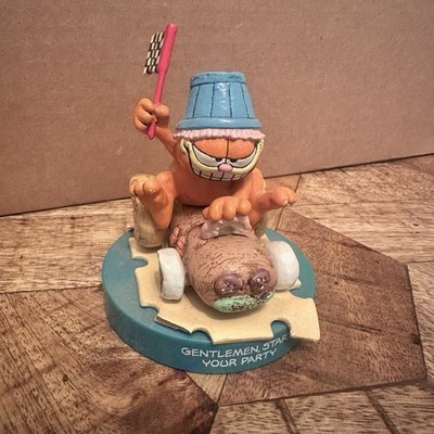 Garfield Figure Enesco Gentlemen Start Your Party Racing Very RARE!!