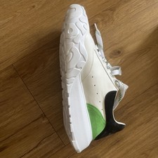 alexander mcqueen sneaker 40 425€ Top!