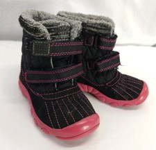 Carter  s sz 7 Child Of Mine Toddler Girl Pink  Black Snow Boots Size 7