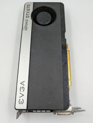EVGA Geforce GTX670 2GB GDDR5 Grafikkarte - Defekt Für Ersatzteile/Reparatur