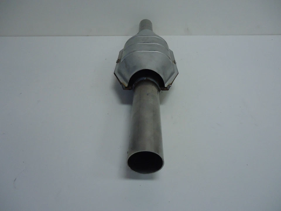 1993 Chevrolet Corsica 3.1L V6 Catalytic Converter - Image 3 of 4