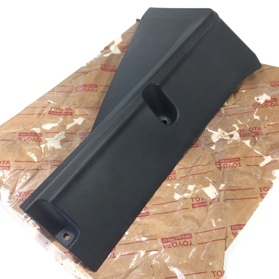 Cuarto de panel moldeado apertura de rueda LH 1984-86 Toyota Starlet EP71 genuino nuevo de stock Foto 3 de 4