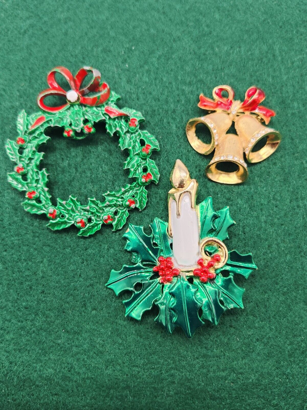 Lot Of 3 Vintage Christmas Holiday Brooches Ename… - image 2
