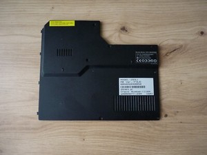 Asus F3J Notebook PC RAM Speicher CPU Lüfter Abdeckung 13GNI11AP050-1