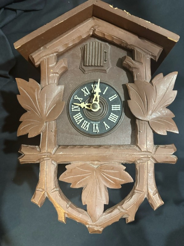 Vintage German Wooden Cuckoo Clock Bird Design For Parts Not Complete